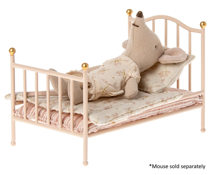 Maileg Vintage Bed Mouse Rose