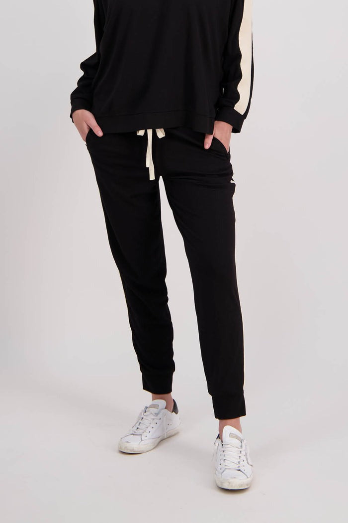 Briarwood Claudia Pants - Black/White