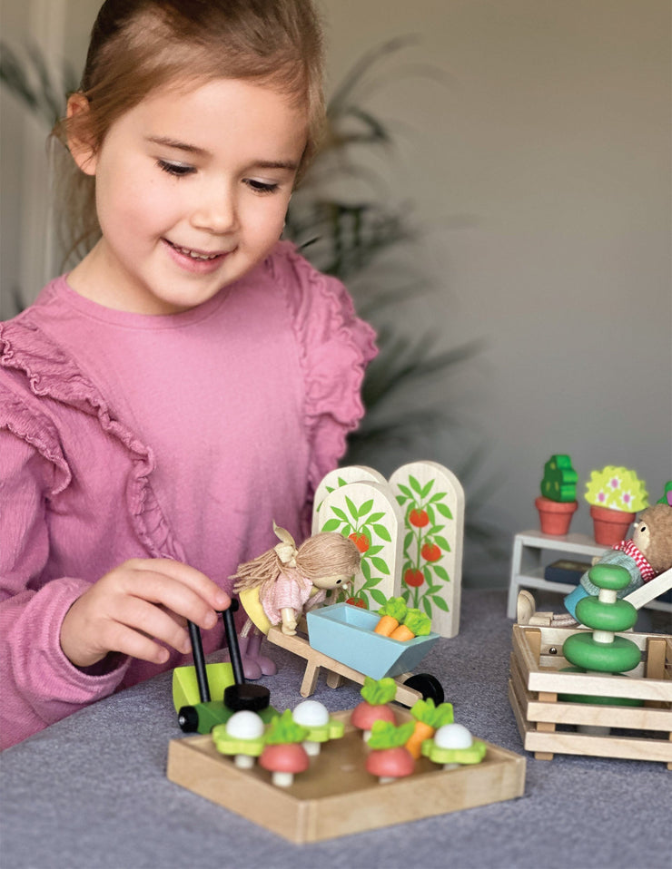 Greenhouse with Garden Set